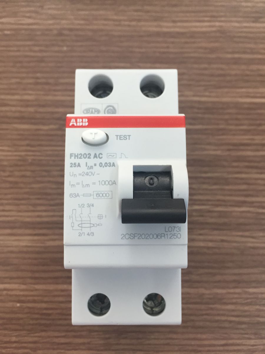 RCCB ABB Ý FH202AC-25/0.03 25A