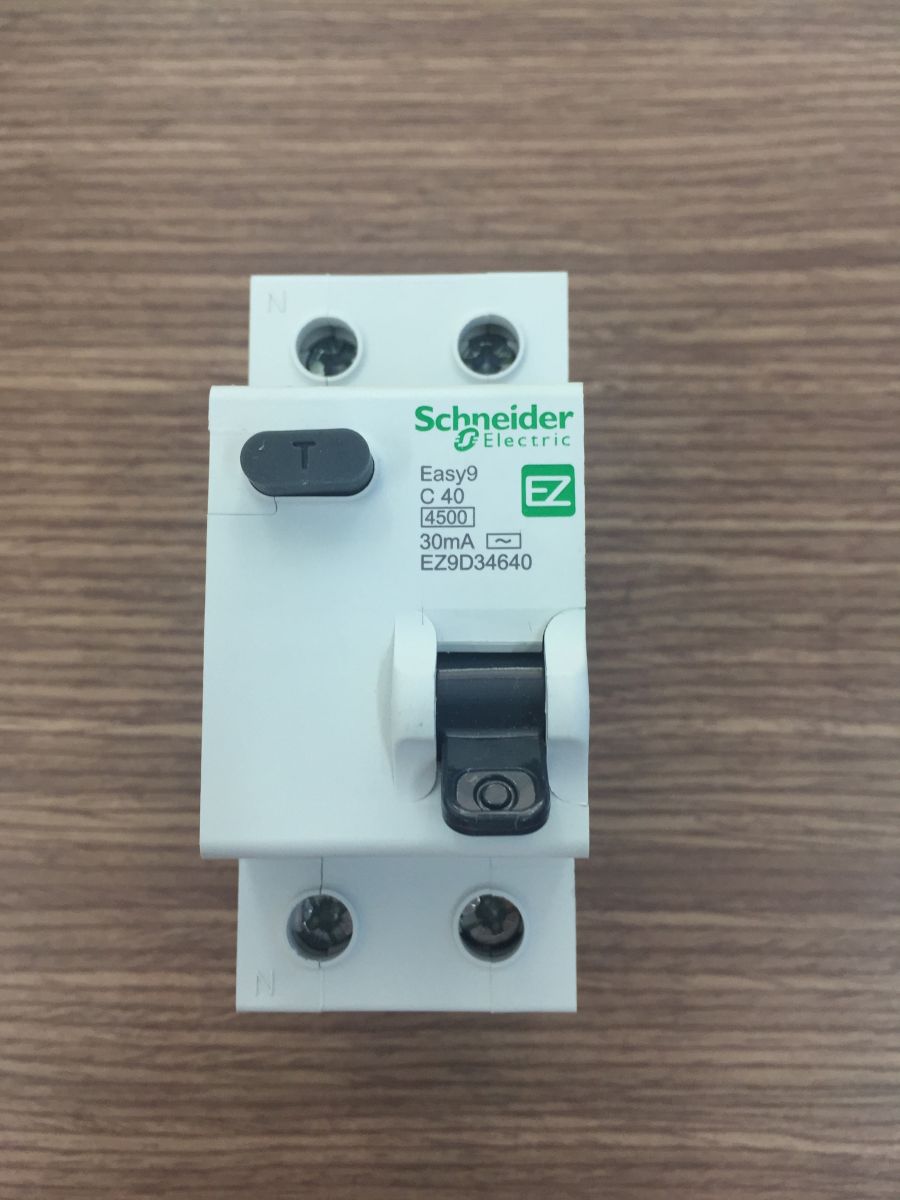 RCBO Schneider 1P+N, 4.5kA 30mA 32A- EZ9D34640